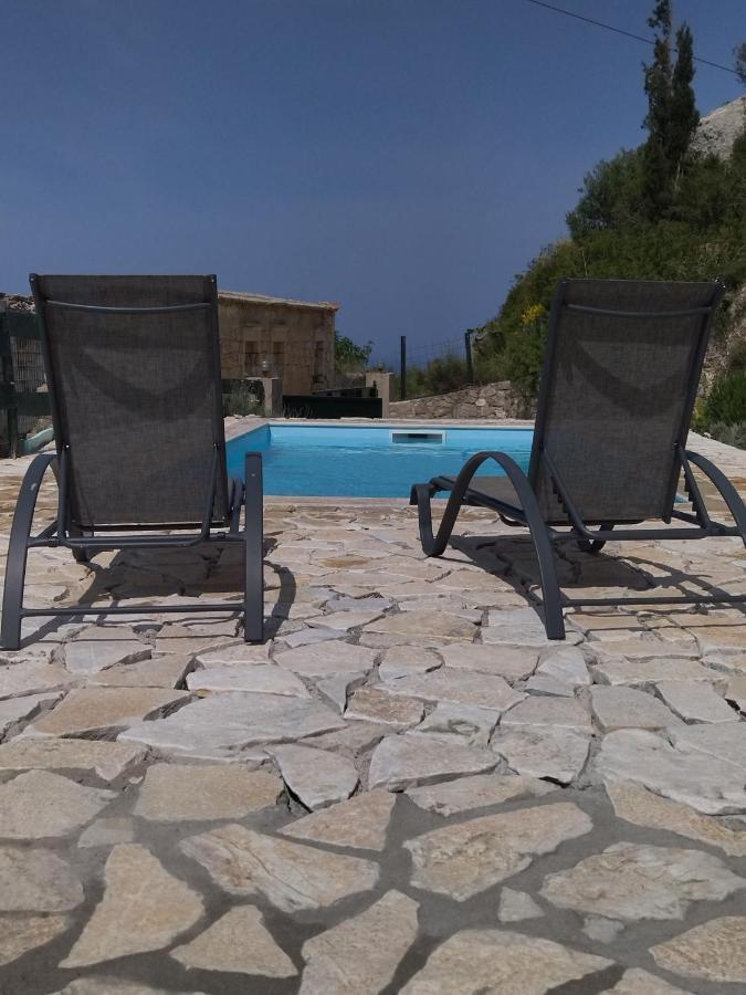 Vóvikes Villa Serenity מראה חיצוני תמונה