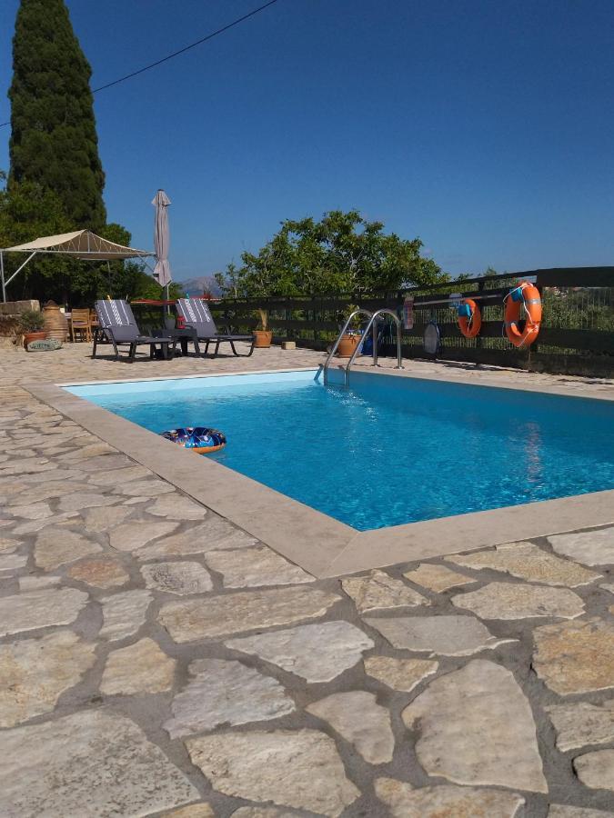 Vóvikes Villa Serenity מראה חיצוני תמונה